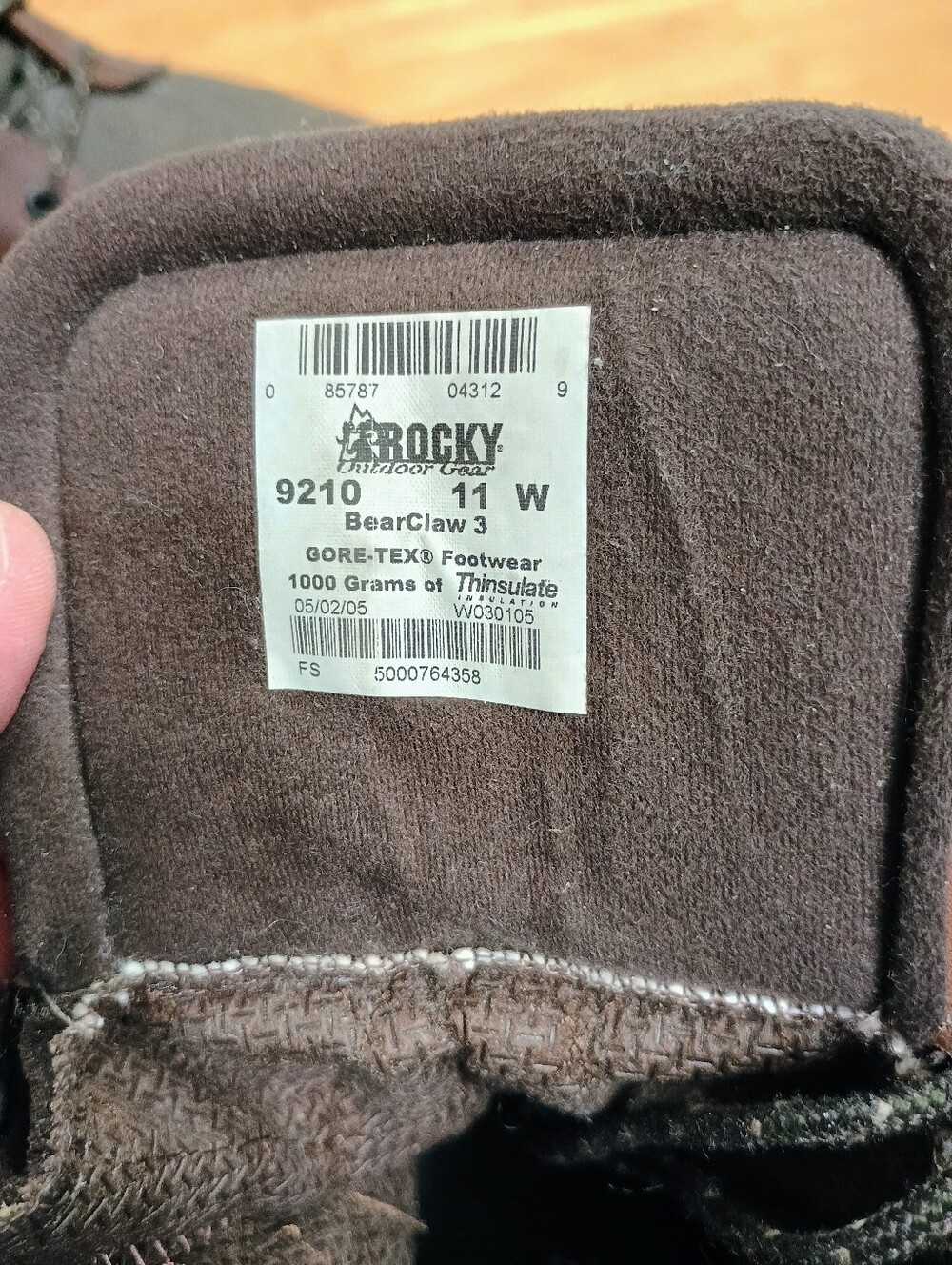 Men's Brown Rocky Bear Claw 1000 Gram Thinsulate Gore-Tex Rugged Boots 11W - Picture 3 of 5